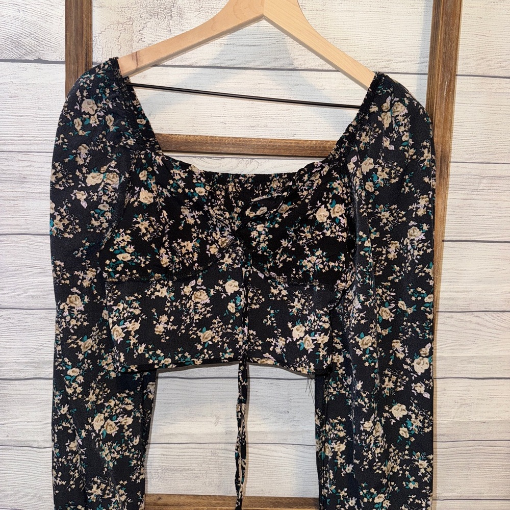 Floral Long Sleeve Crop Top
